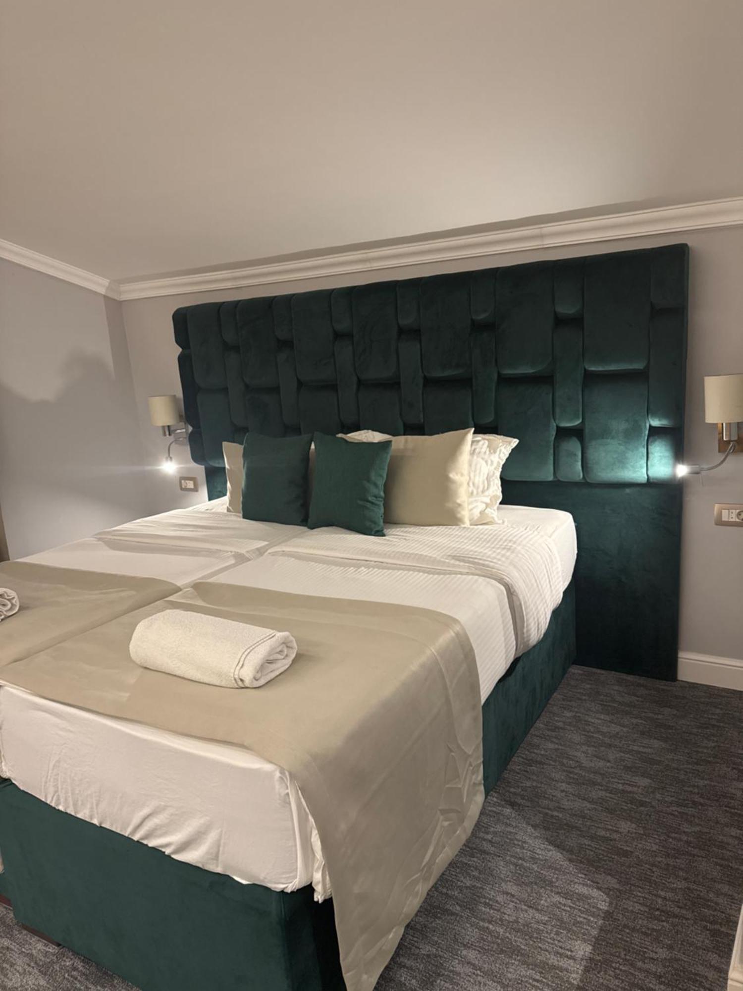 Hotel Garni Ideal Podgorica Bagian luar foto