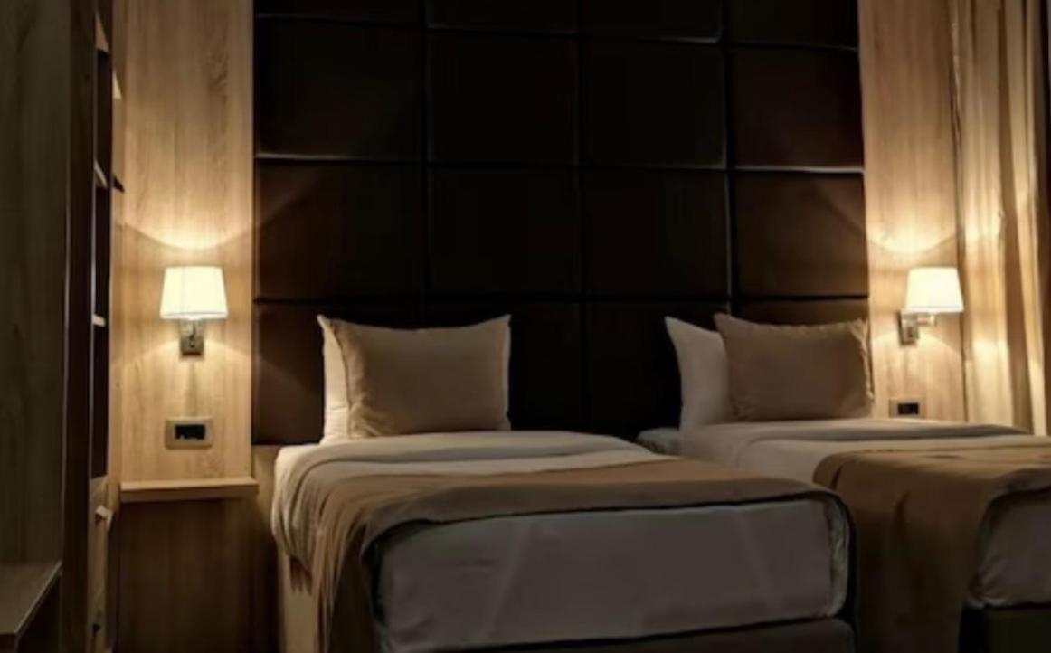 Hotel Garni Ideal Podgorica Bagian luar foto