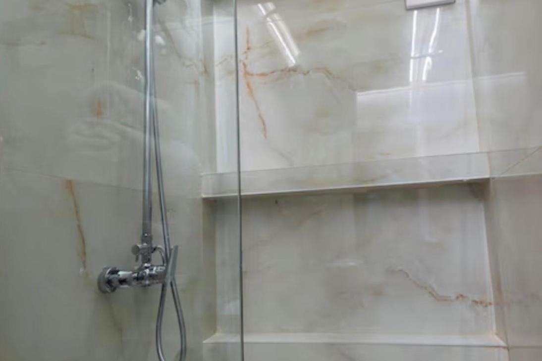 Hotel Garni Ideal Podgorica Bagian luar foto